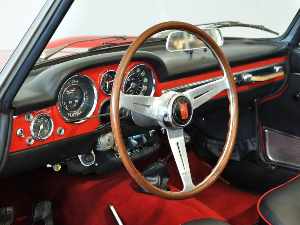 Image 18/29 of FIAT 1500 (1964)