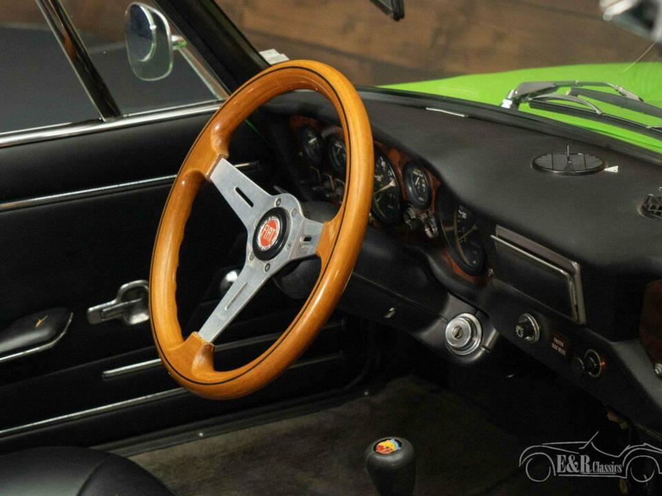 Imagen 11/18 de FIAT 850 Sport Spider (1972)