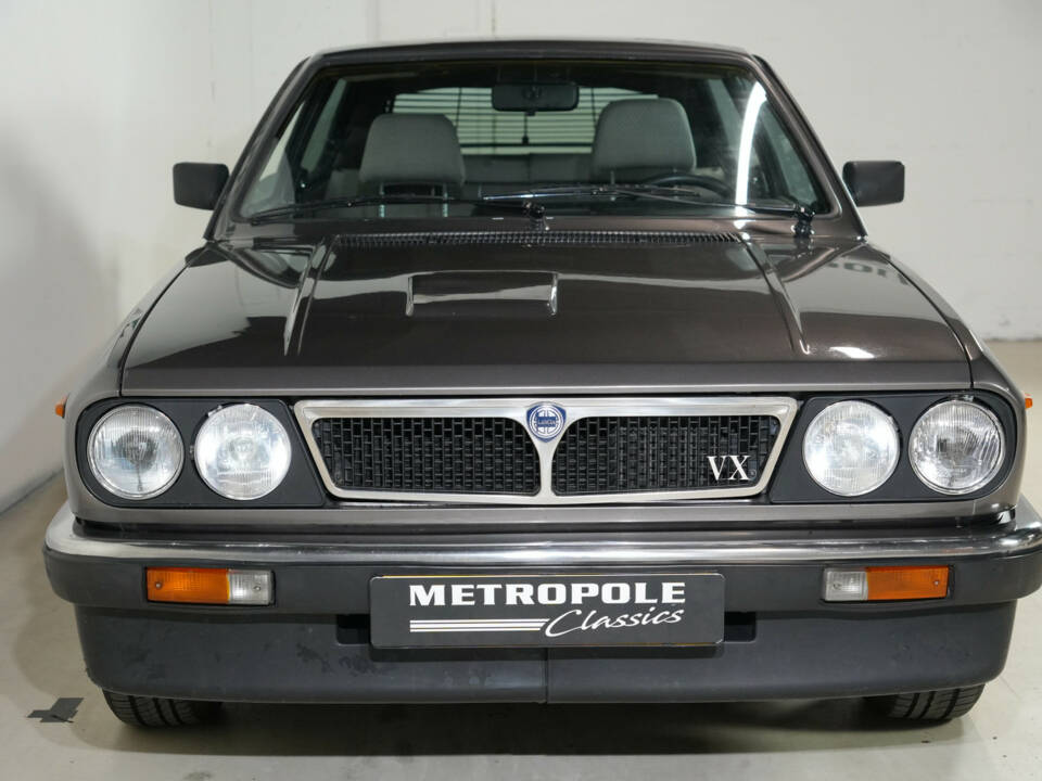 Immagine 14/35 di Lancia Beta HP Executive VX (1983)