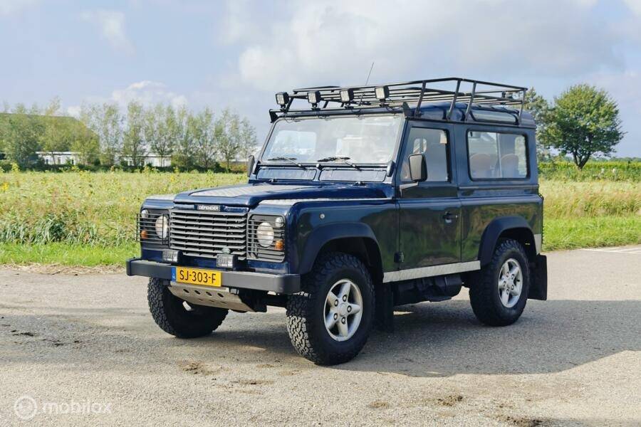 Image 7/39 de Land Rover Defender 90 (1997)