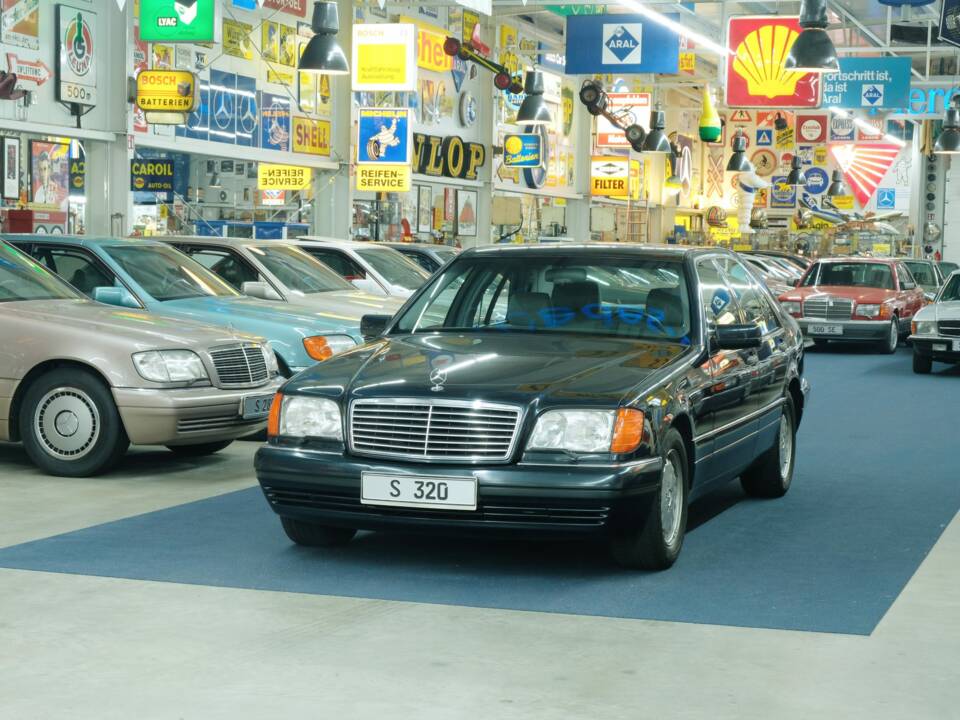 Bild 9/50 von Mercedes-Benz S 320 (1996)