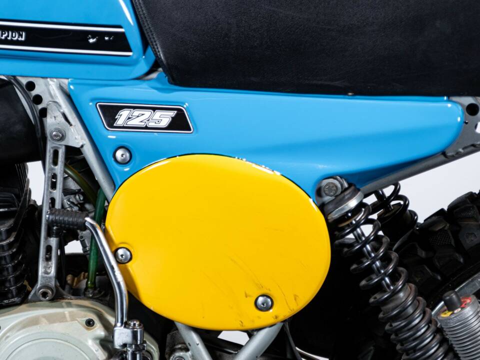 Image 28/50 de KTM DUMMY (1978)