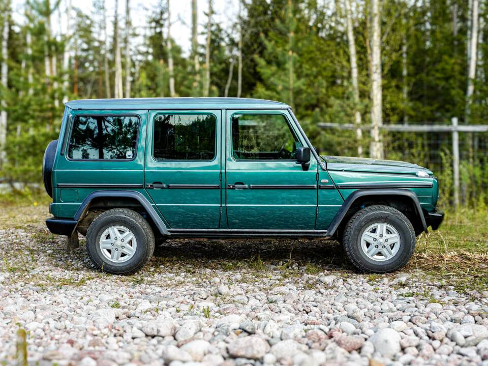 Bild 3/45 von Mercedes-Benz 300 GE (lang) (1991)