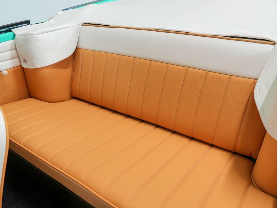 Image 4/42 de Amphicar 770 (1964)