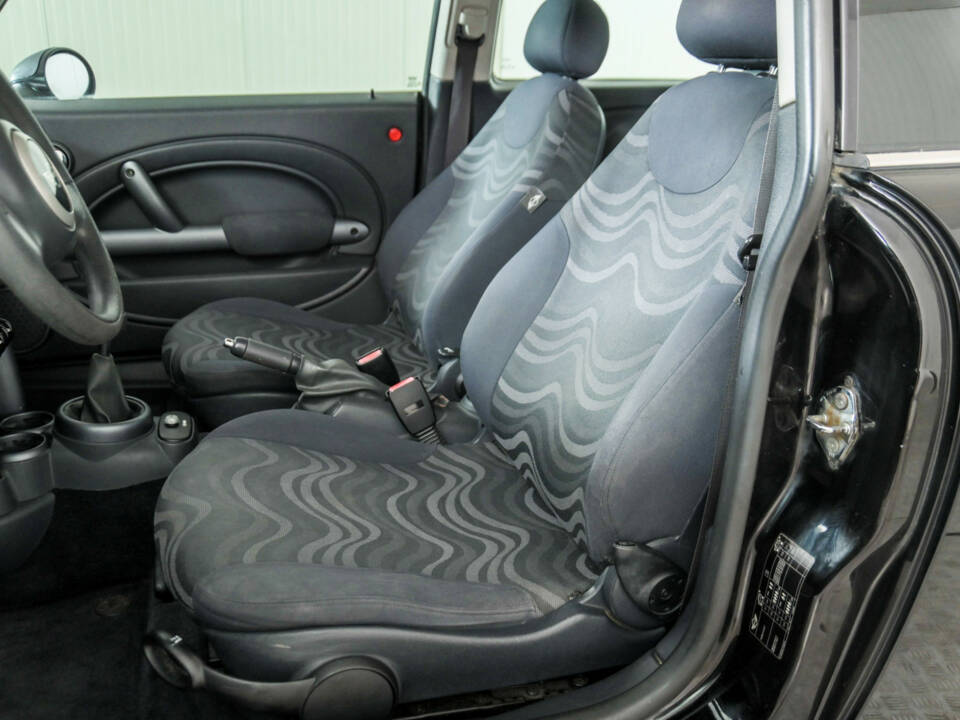 Bild 23/47 von Mini One (2003)