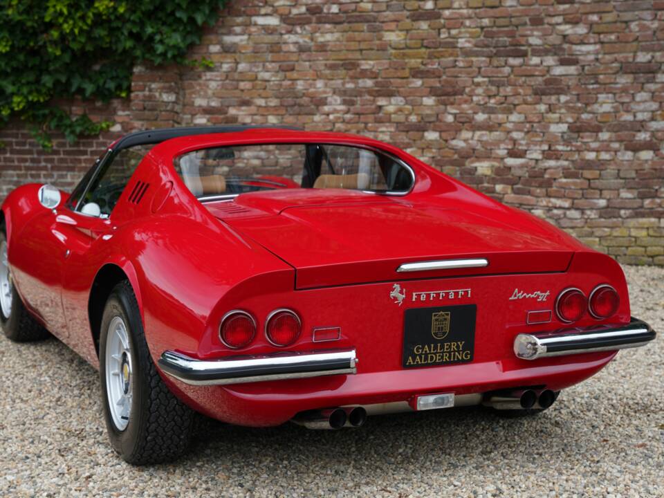 Immagine 13/50 di Ferrari Dino 246 GTS (1973)