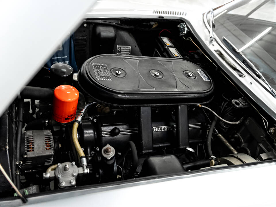 Afbeelding 57/67 van Ferrari 365 GT 2+2 (1969)