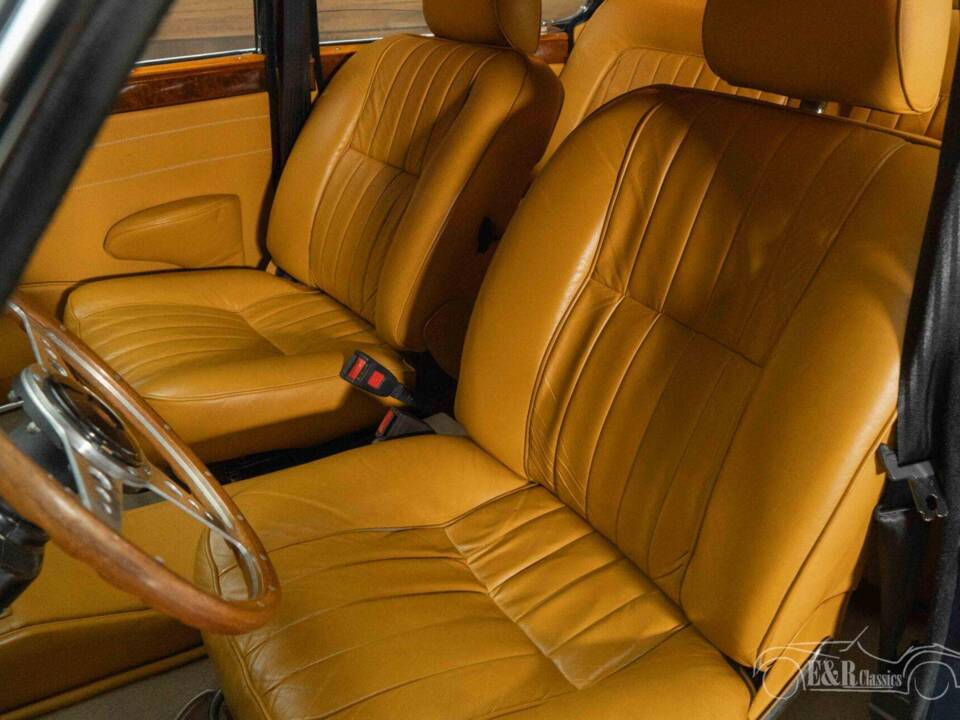 Image 10/19 of Jaguar Mk II 3.8 (1962)