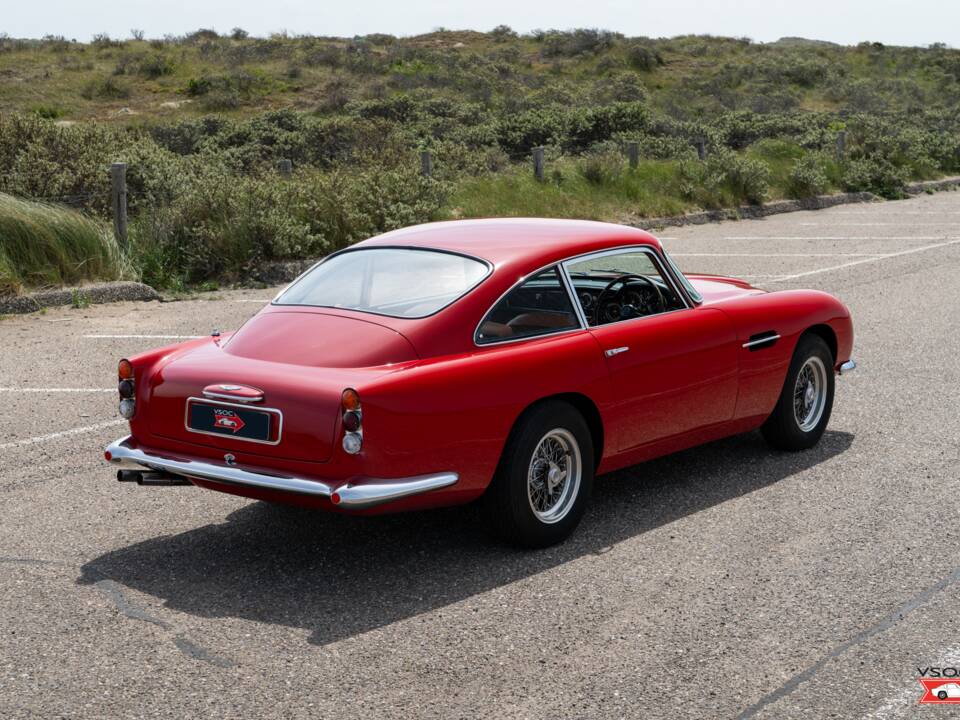 Bild 36/42 von Aston Martin DB 4 Vantage (1963)