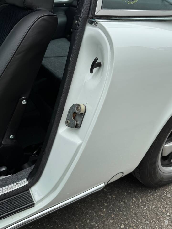Afbeelding 13/57 van Porsche 911 2.4 T (1971)