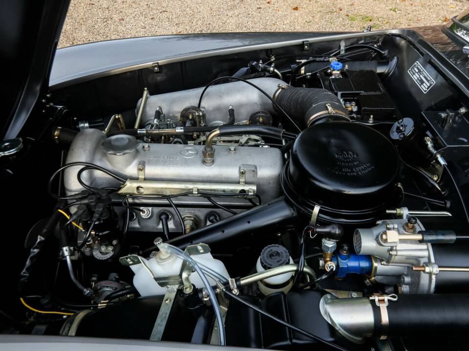Bild 36/50 von Mercedes-Benz 190 SL (1961)