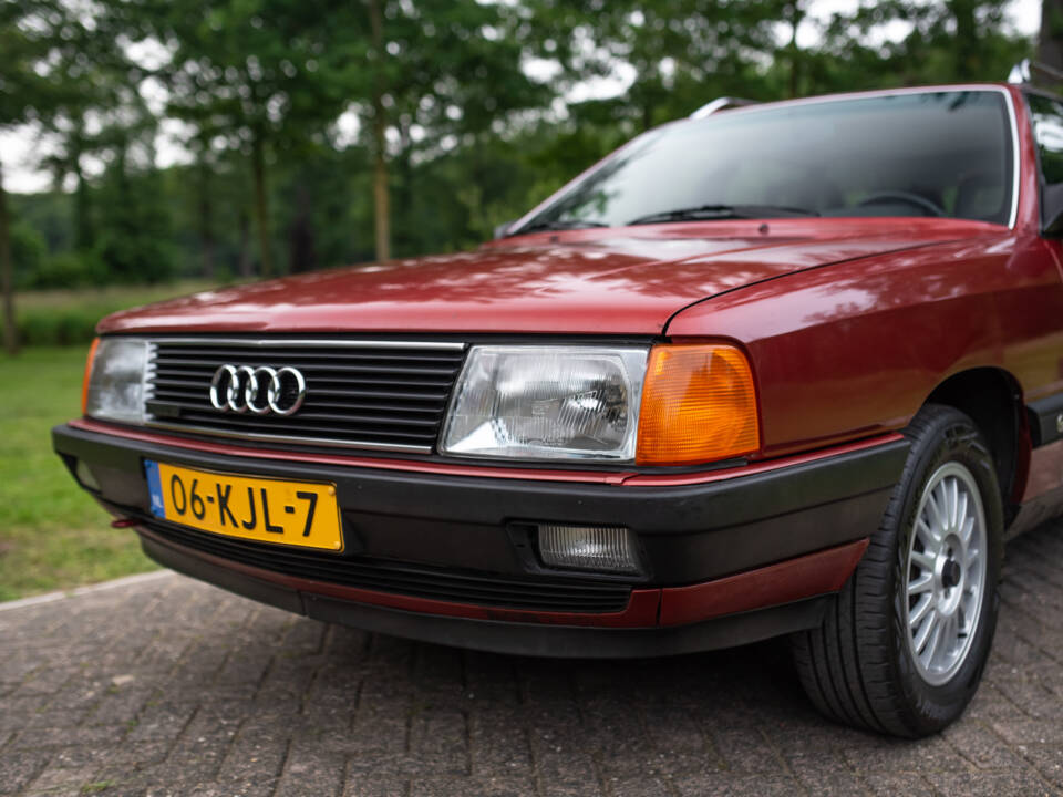 Imagen 5/45 de Audi 100 Avant 2.2 quattro (1986)