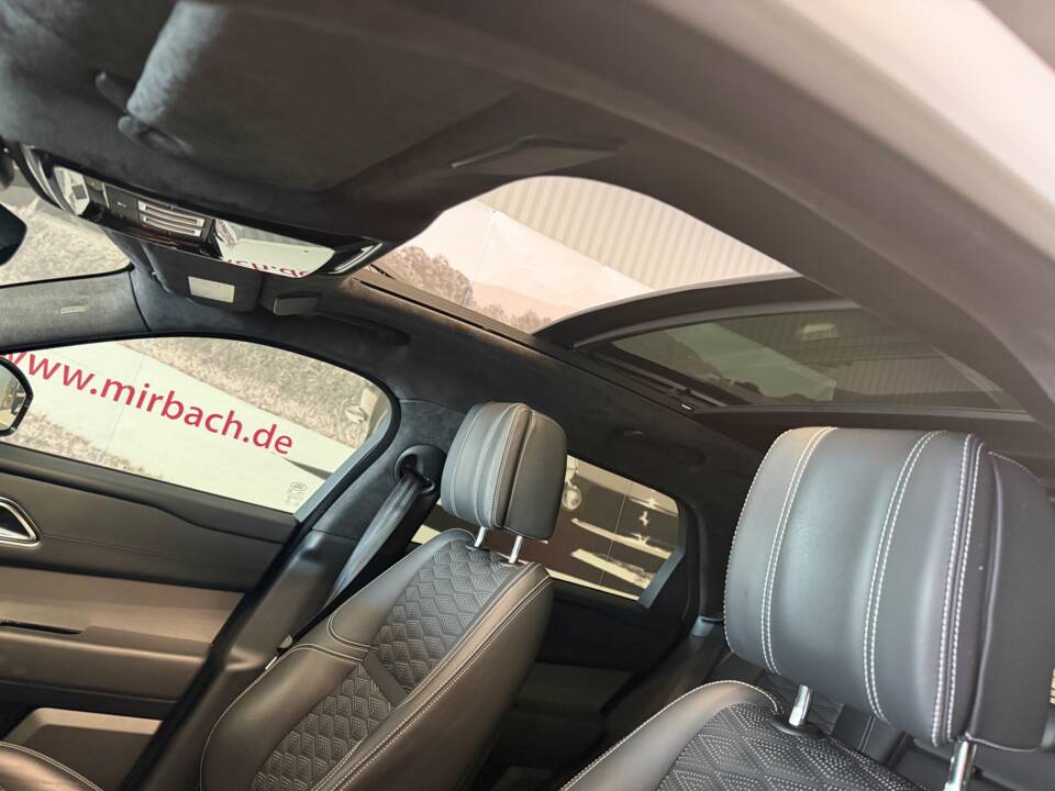 Obraz 18/18 pojazdu Land Rover Range Rover Velar SVAutobiography (2019)