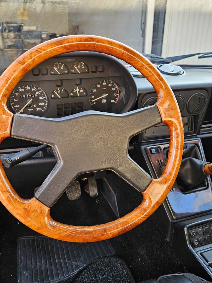 Image 5/11 of Alfa Romeo 1.6 Spider (1989)