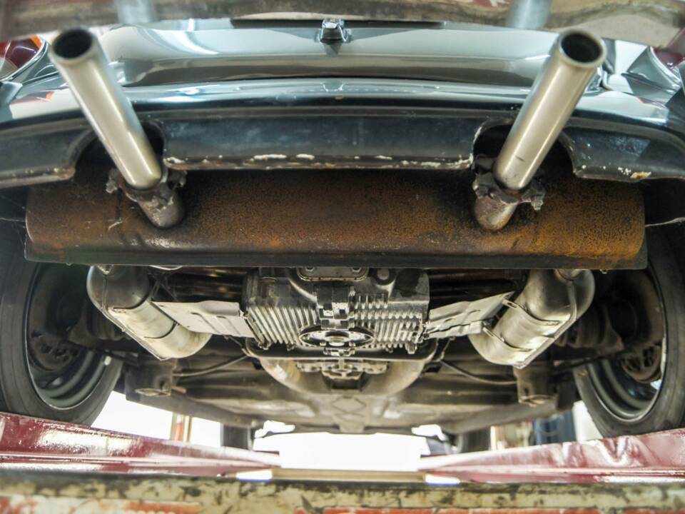 Image 49/50 of Volkswagen Beetle 1303 LS (1971)