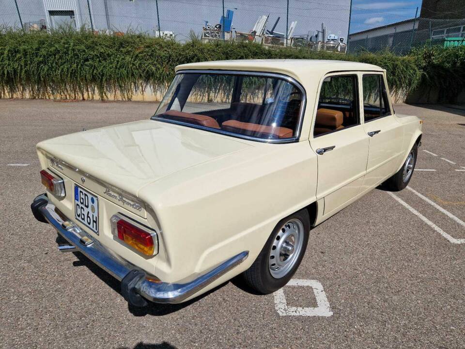 Obraz 6/8 pojazdu Alfa Romeo Giulia Nuova Super 1300 (1977)
