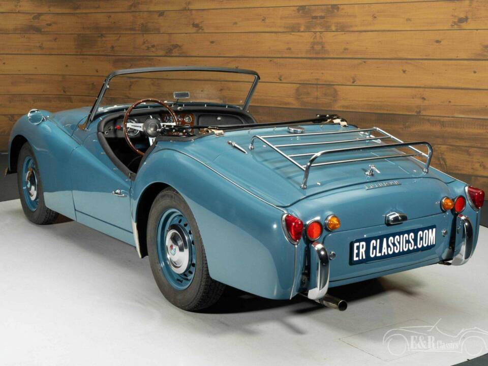Afbeelding 17/36 van Triumph TR 3A (1960)