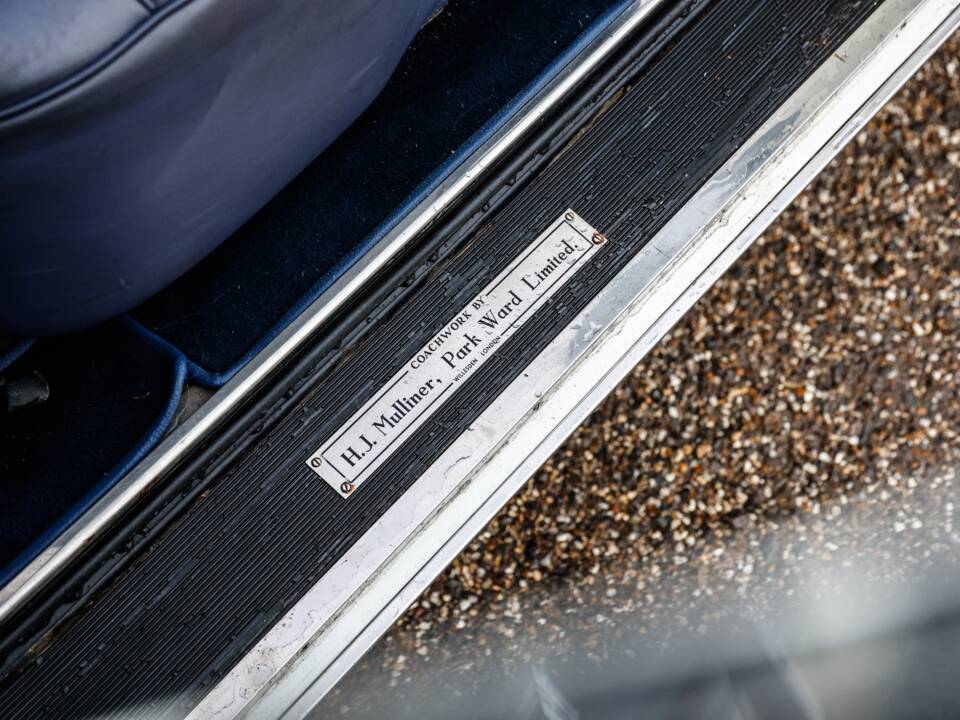 Image 21/23 of Rolls-Royce Silver Shadow I (1969)