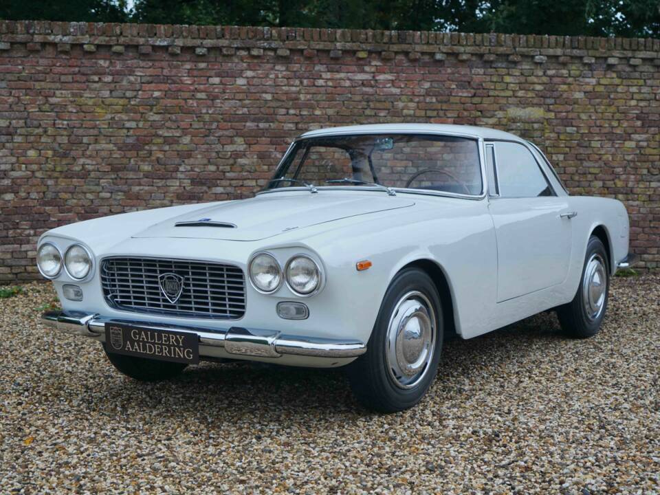 Image 6/50 of Lancia Flaminia GT 2.5 3C Touring (1964)