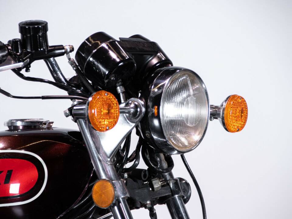 Image 46/50 of Kawasaki DUMMY (1975)