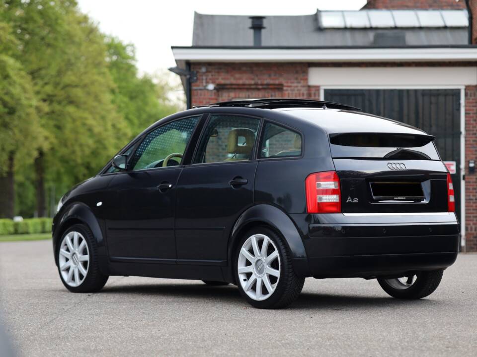 Image 2/23 of Audi A2 1.4 (2001)