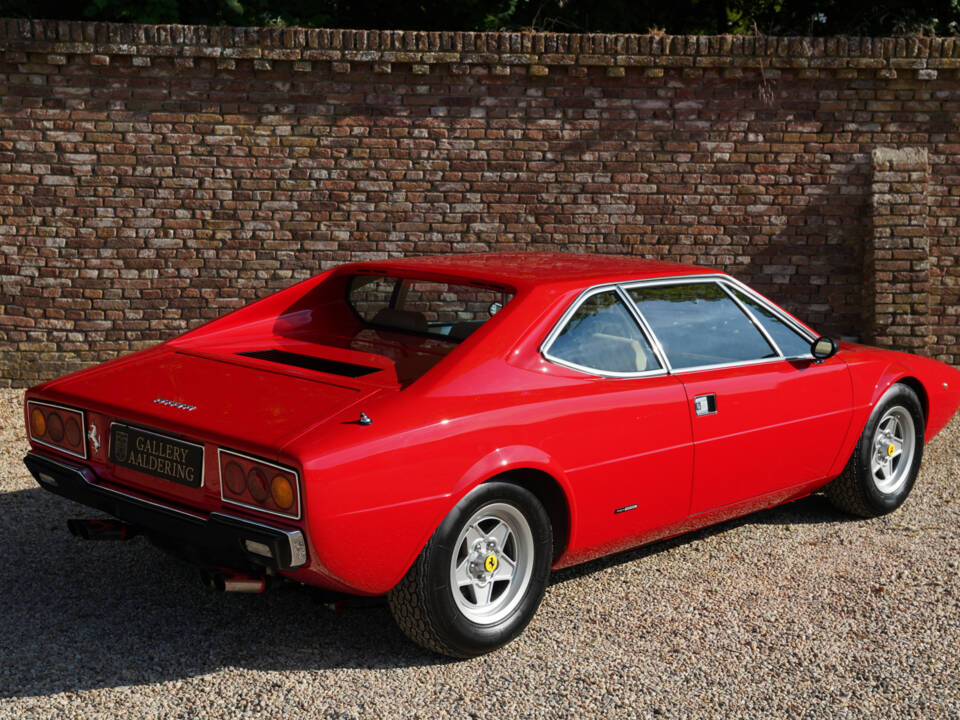 Image 19/50 of Ferrari Dino 308 GT4 (1976)