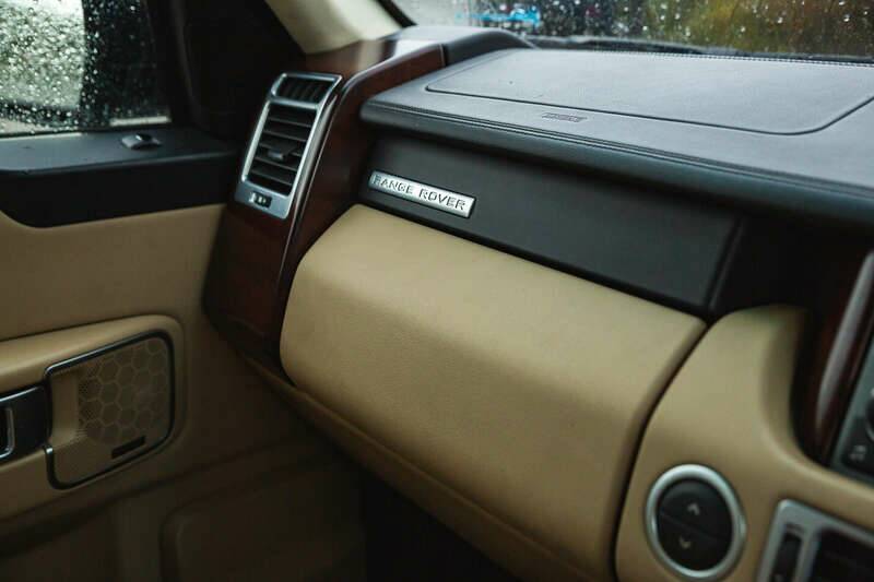 Bild 42/50 von Land Rover Range Rover Vogue TDV8 (2007)