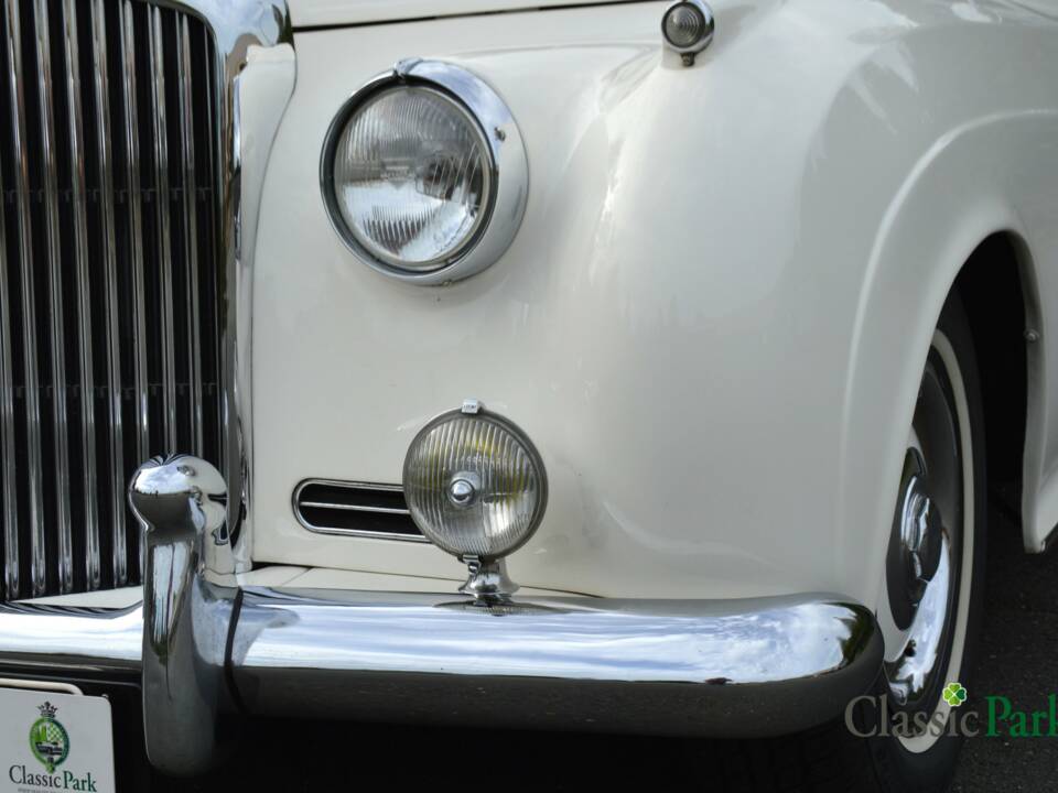 Imagen 47/50 de Bentley S 1 (1957)