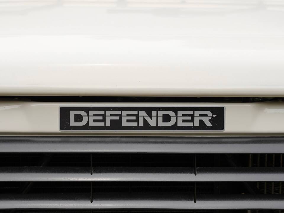 Image 61/96 of Land Rover Defender 90 (1995)