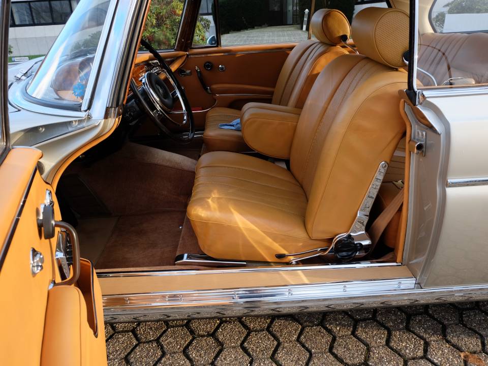 Bild 18/50 von Mercedes-Benz 300 SE (1967)