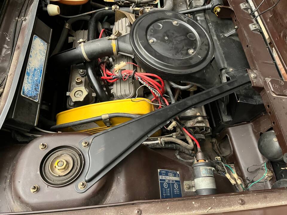 Bild 17/44 von Lancia Beta Coupe 1300 (1978)