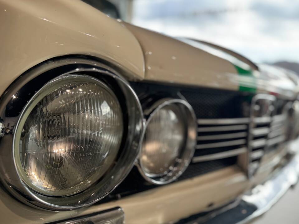Image 16/47 of Alfa Romeo Giulia 1600 TI (1963)