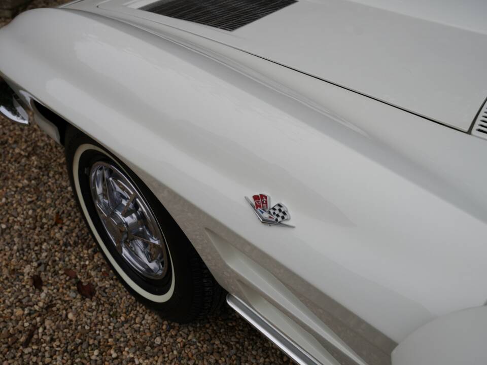 Bild 20/50 von Chevrolet Corvette Sting Ray (1963)