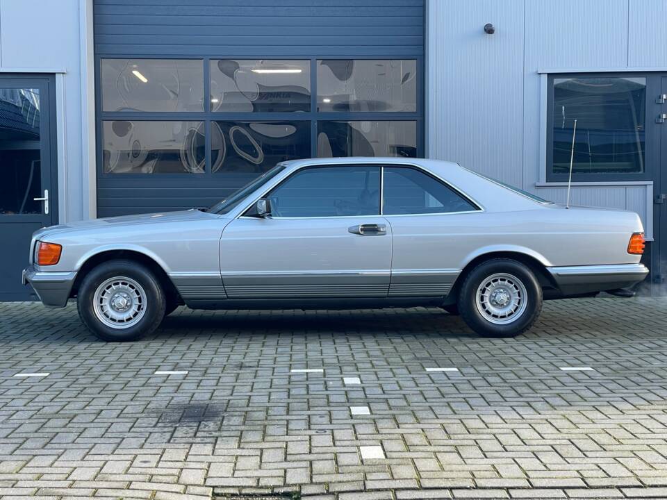 Bild 13/24 von Mercedes-Benz 380 SEC (1983)