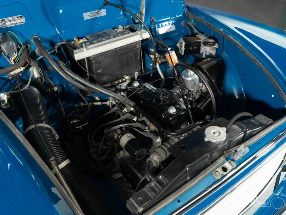 Image 19/19 of Morris Minor 1000 Traveller (1971)