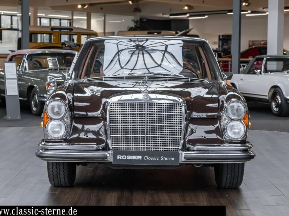 Bild 8/15 von Mercedes-Benz 280 SEL 4,5 (1971)