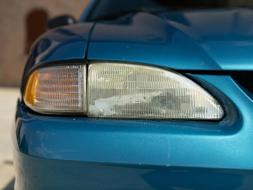 Image 22/50 of Ford Mustang (1994)
