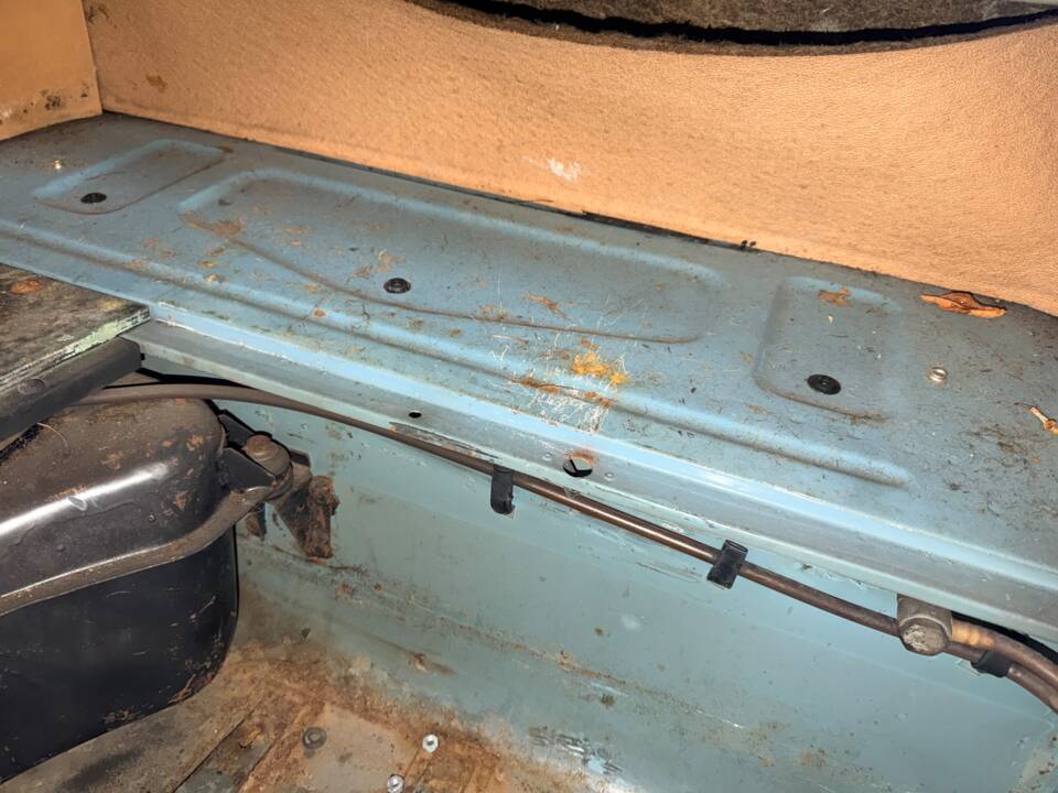 Image 13/53 de Jaguar Type E 4.2 (1967)