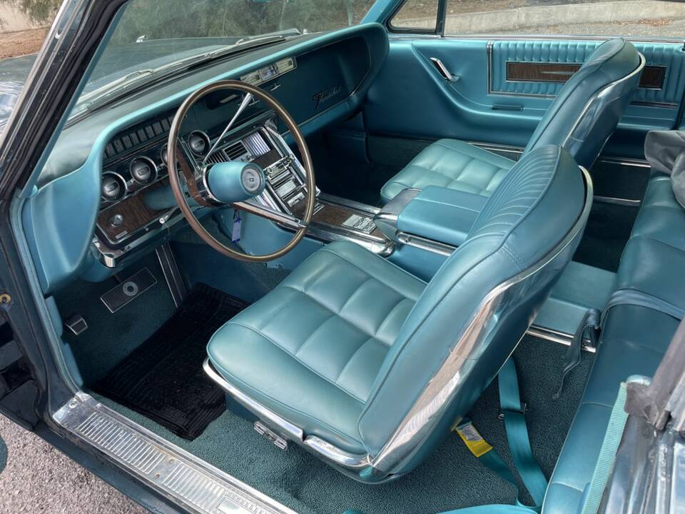 Immagine 2/8 di Ford Thunderbird (1966)