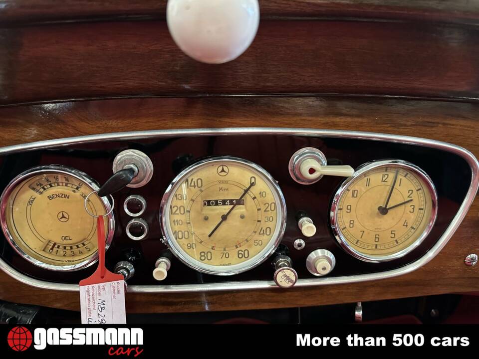 Image 14/15 of Mercedes-Benz 290 Cabriolet D (1936)