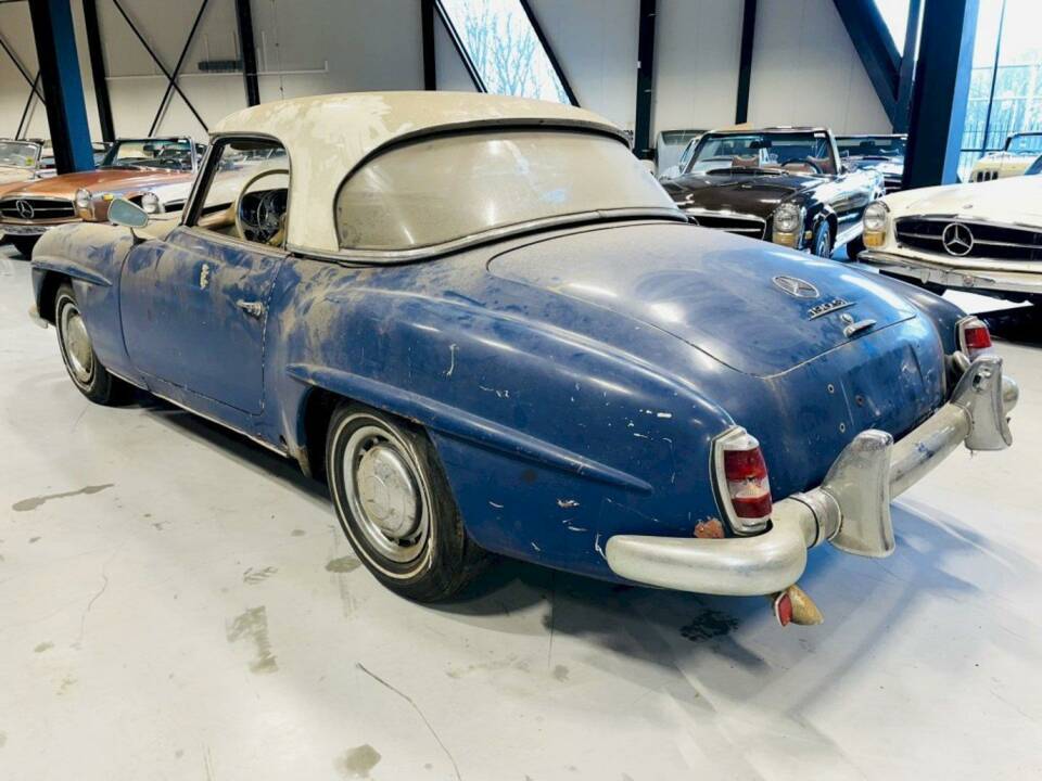 Image 9/36 of Mercedes-Benz 190 SL (1962)