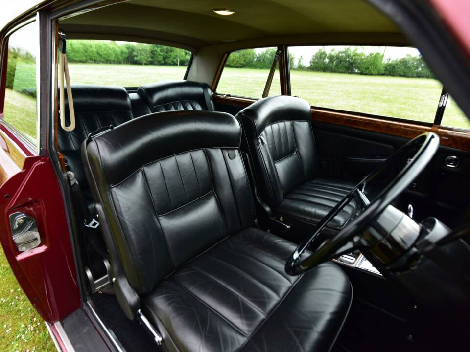 Bild 25/50 von Bentley T 1 (1970)