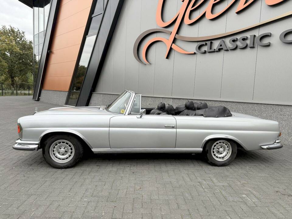 Bild 6/35 von Mercedes-Benz 280 SE (1970)