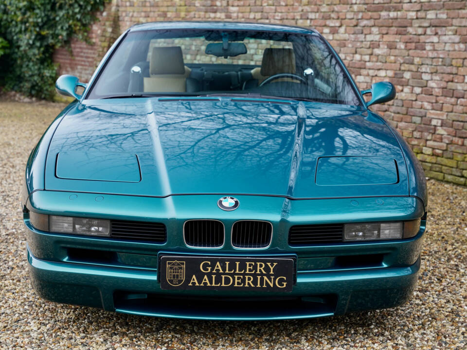 Immagine 39/50 di BMW 850CSi (1994)