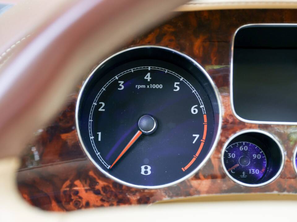 Bild 24/40 von Bentley Continental GTC (2007)
