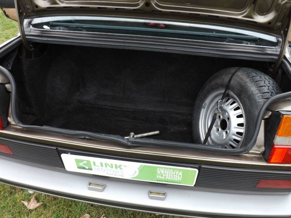 Image 20/50 of Alfa Romeo Giulietta 1.6 (1984)