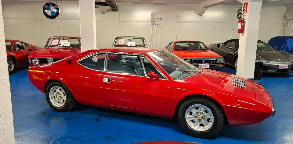 Image 21/43 of FIAT Dino Coupe (1976)