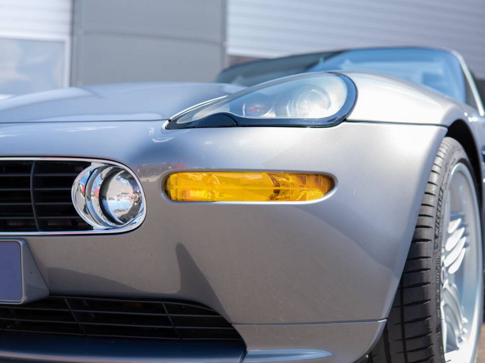 Image 9/32 of BMW Z8 (2001)