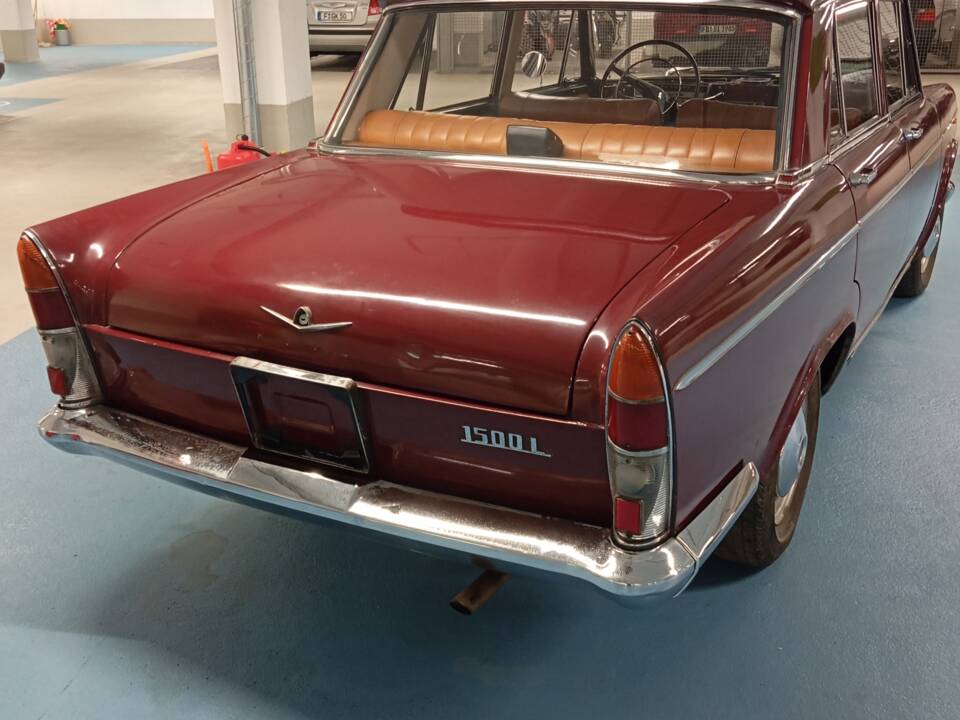 Image 21/50 of FIAT 1500 L (1965)