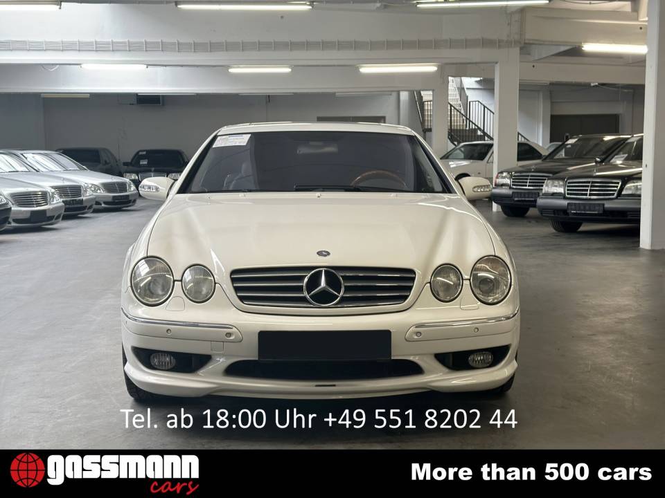Image 2/15 of Mercedes-Benz CL 55 AMG (2002)